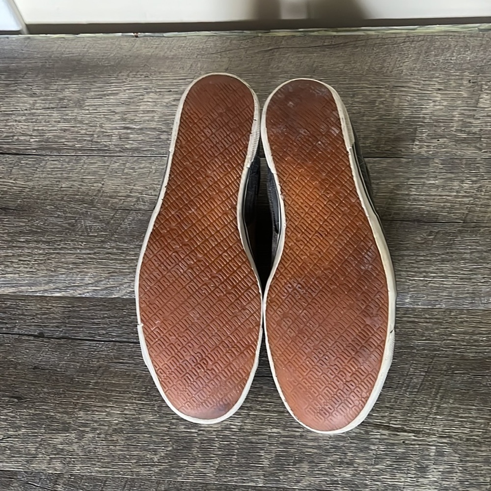 Puma Shoes - Picture 3 of 5